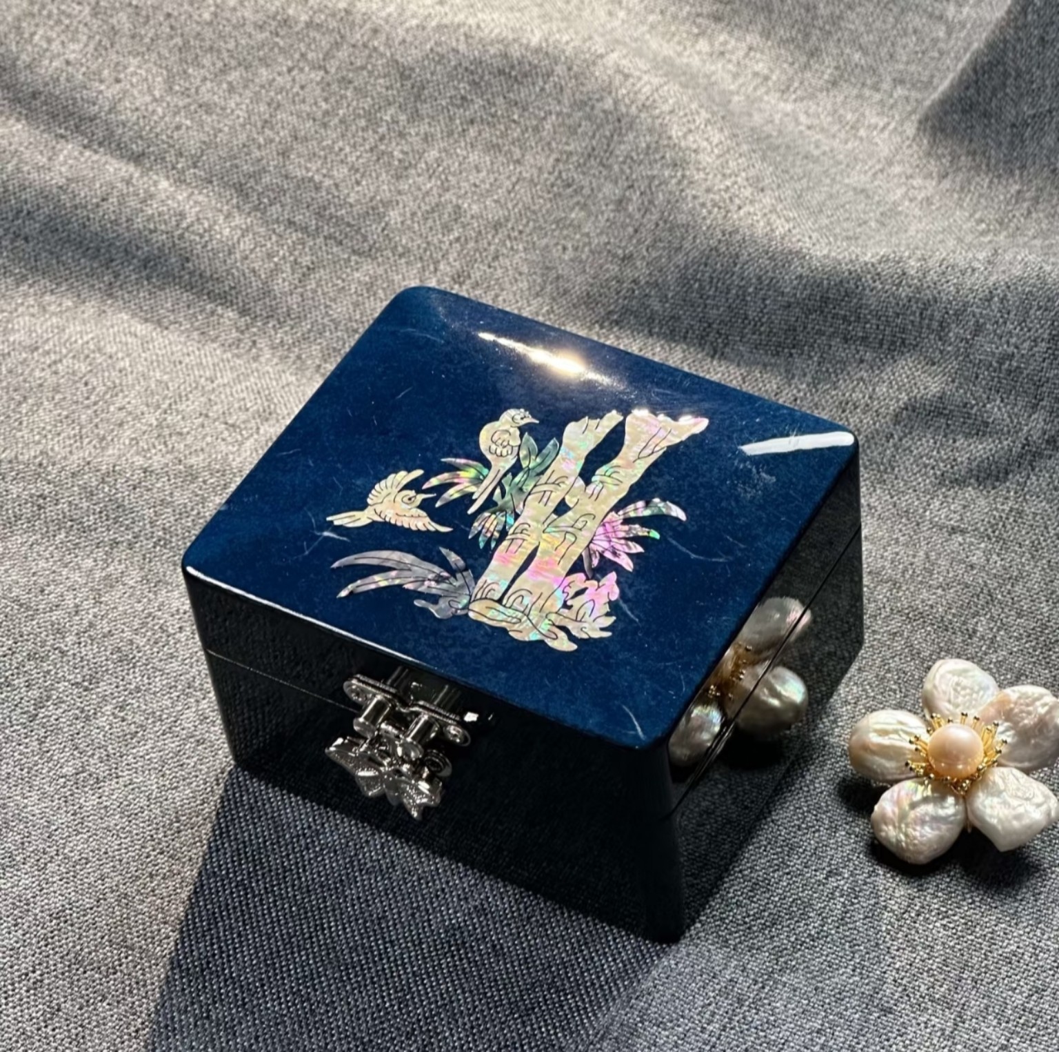 Mini Nacre Jewelry & Keepsake Box