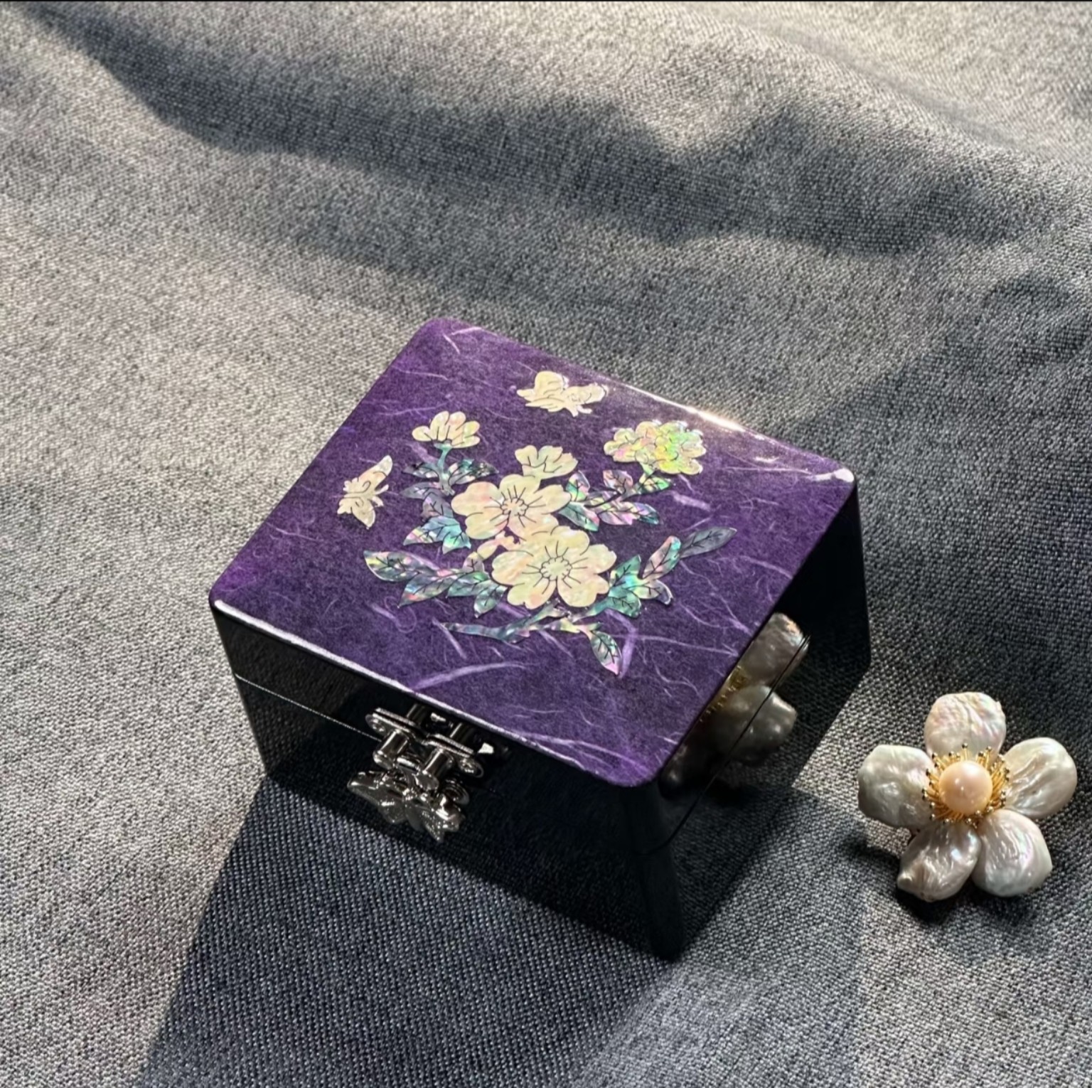 Mini Nacre Jewelry & Keepsake Box