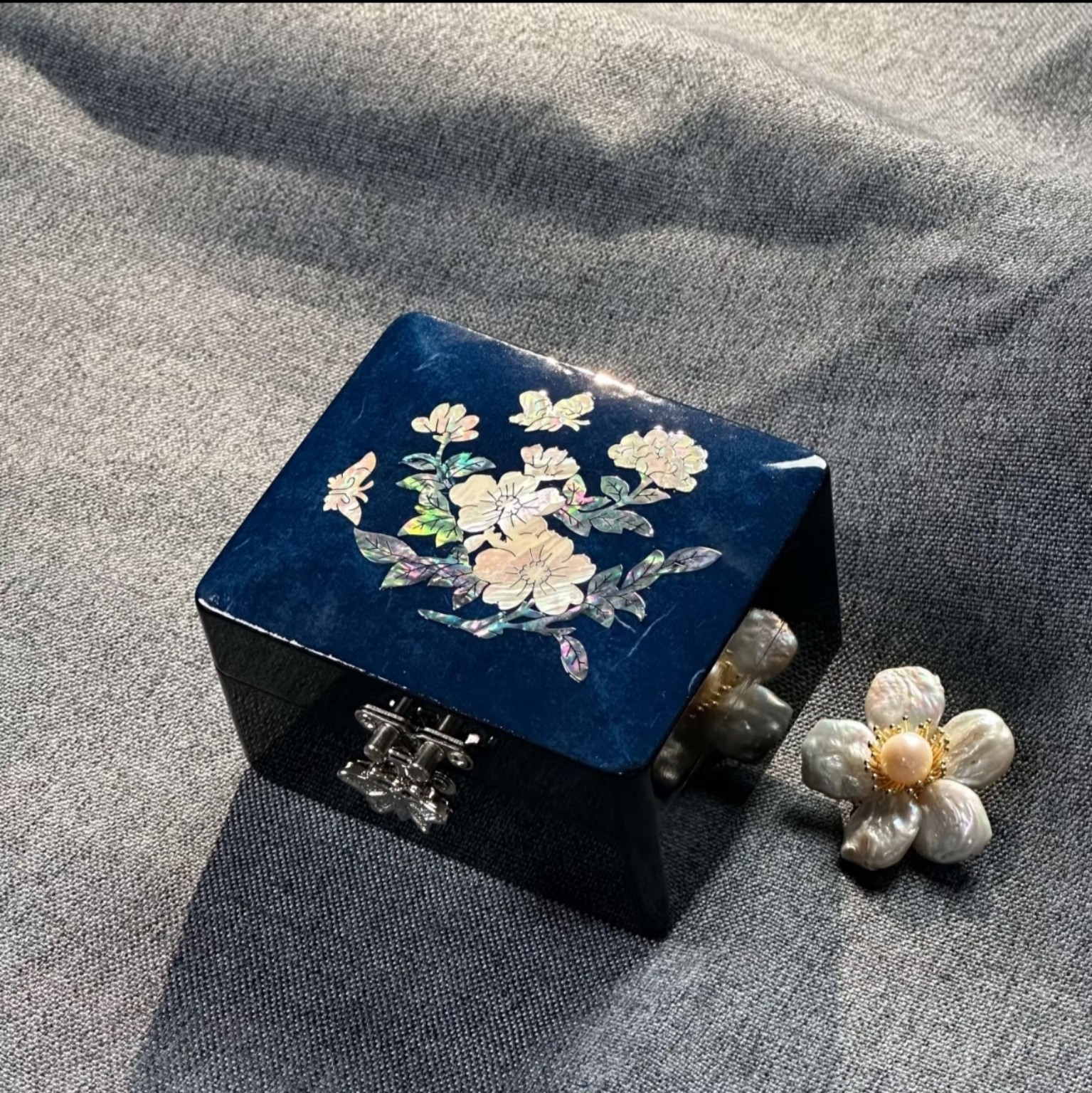 Mini Nacre Jewelry & Keepsake Box
