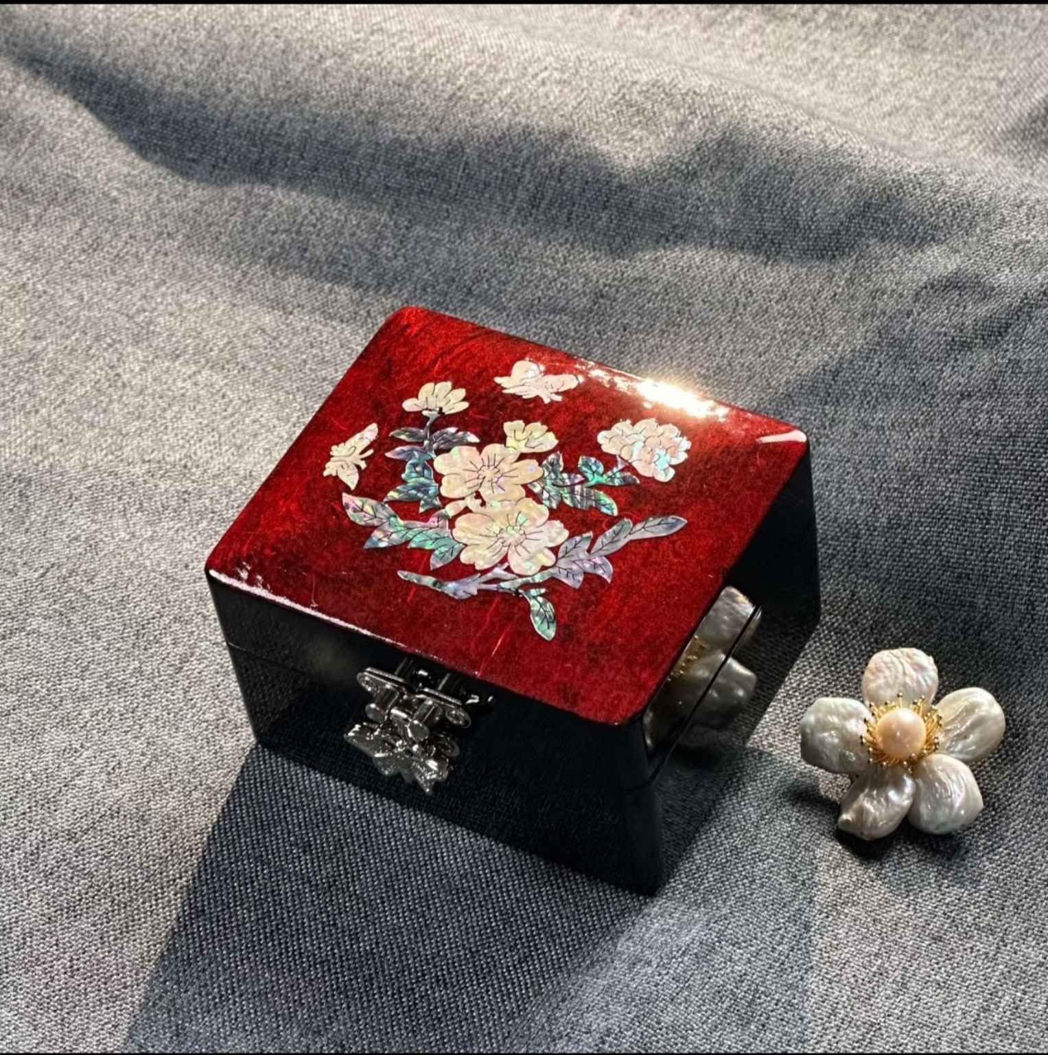 Mini Nacre Jewelry & Keepsake Box